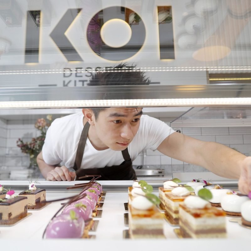 Chef Reynold Poernomo en su restaurante Koi en Australia 2017